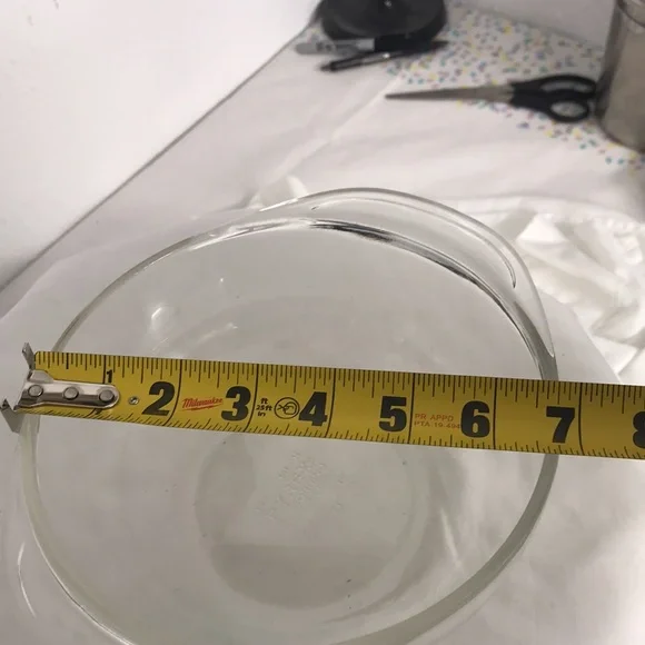 Pyrex by Corning Antique Baking & Microwave Dish - Picture 6 of 8